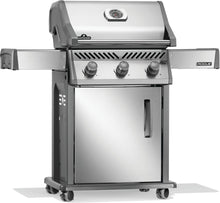 Napoleon Rogue 425 Stainless Steel Propane Gas Grill