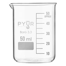 Pyur Scientific Glass Beaker Low Form with Spout and Graduations